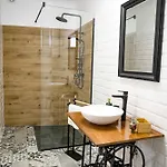 펜션 With Hot Tub In 55027 Somoskoujfalu