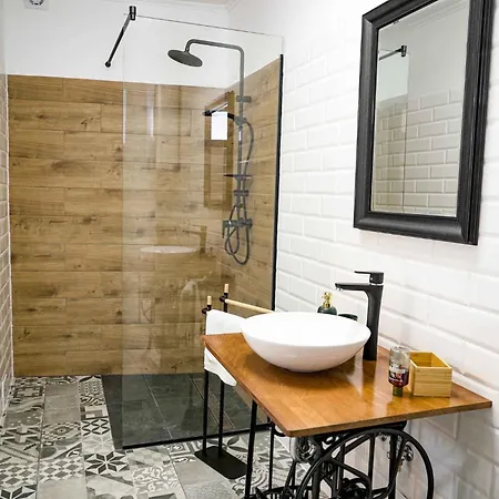 Prázdninový dům With Hot Tub In 55027 Somoskoujfalu